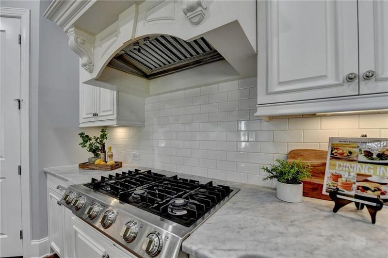Image for property 3330 Camellia Lane, Suwanee, GA 30024