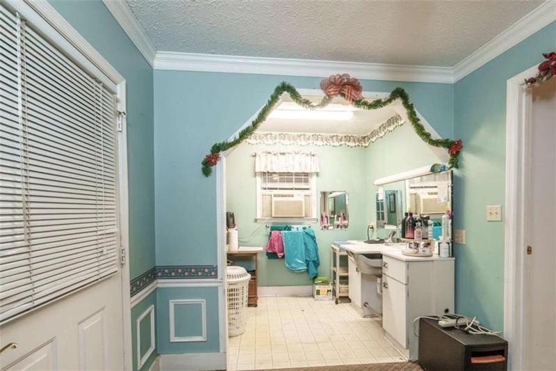 Image for property 1526 Cherokee Road, Social Circle, GA 30025
