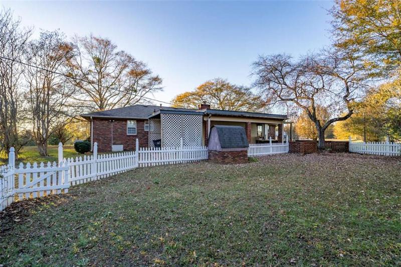 Image for property 1526 Cherokee Road, Social Circle, GA 30025