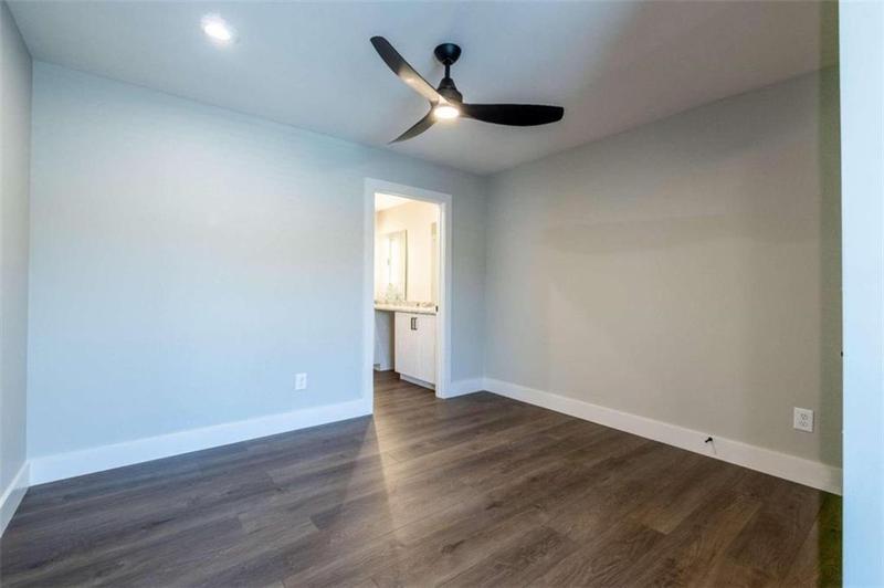 Image for property 121 Chateau Drive 121, Rome, GA 30161