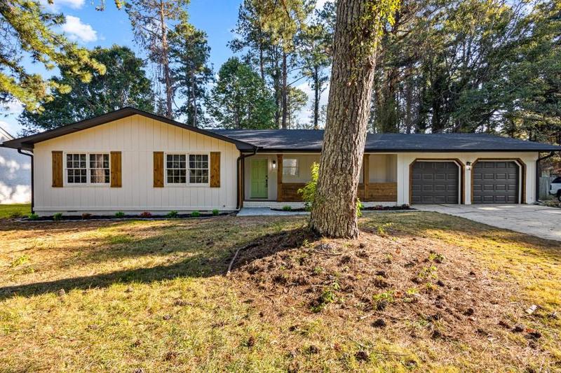 Image for property 1396 Huntsmen Glen, Riverdale, GA 30296