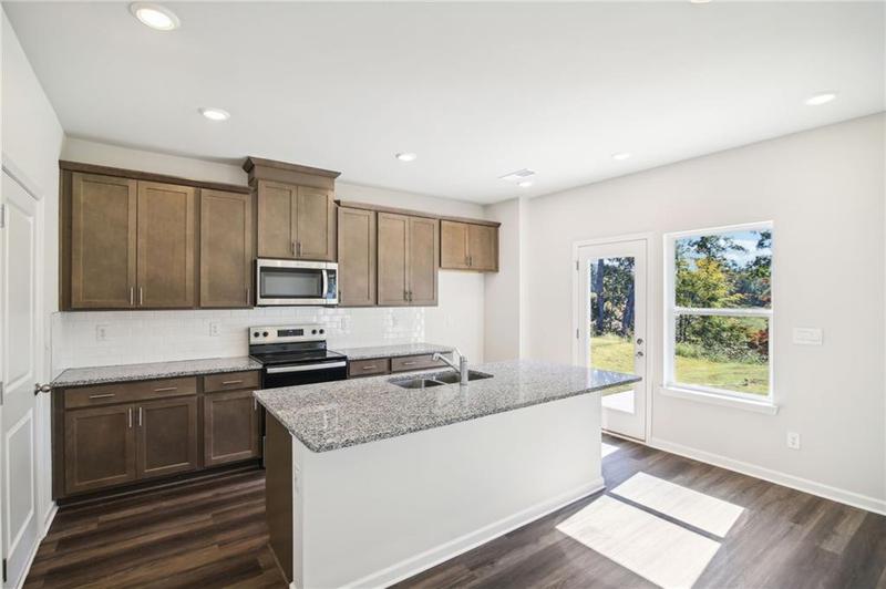 Image for property 2775 Aralynn Way, College Park, GA 30337
