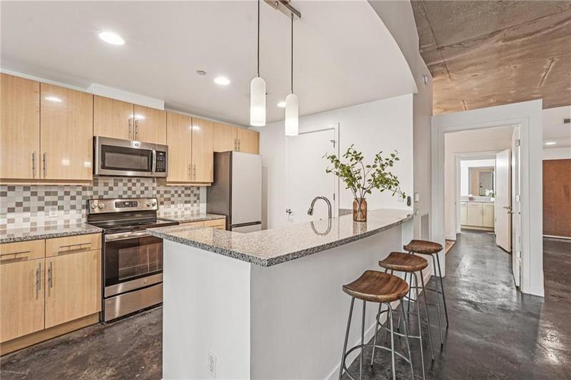 Image for property 335 W. Ponce De Leon Avenue 210, Decatur, GA 30030