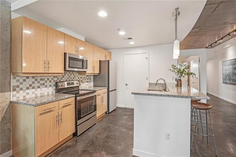 Image for property 335 W. Ponce De Leon Avenue 210, Decatur, GA 30030