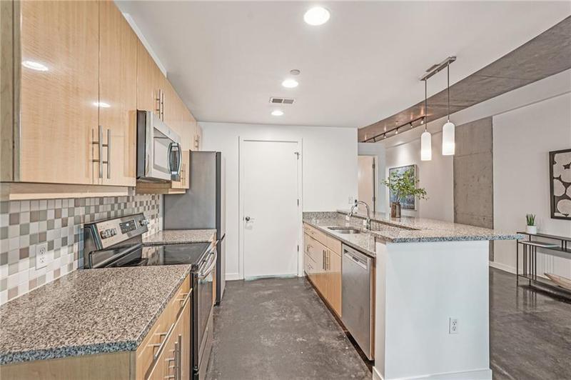 Image for property 335 W. Ponce De Leon Avenue 210, Decatur, GA 30030
