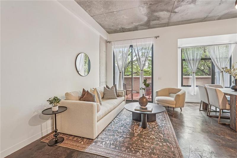 Image for property 335 W. Ponce De Leon Avenue 210, Decatur, GA 30030