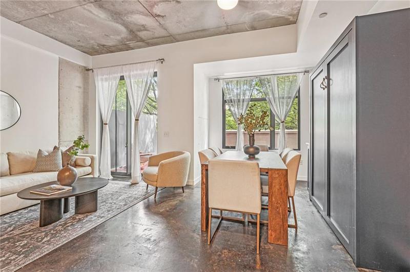 Image for property 335 W. Ponce De Leon Avenue 210, Decatur, GA 30030