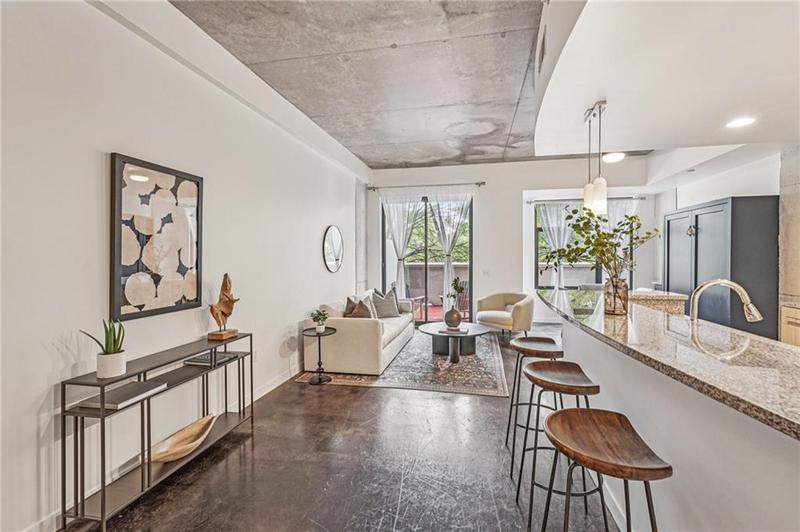 Image for property 335 W. Ponce De Leon Avenue 210, Decatur, GA 30030