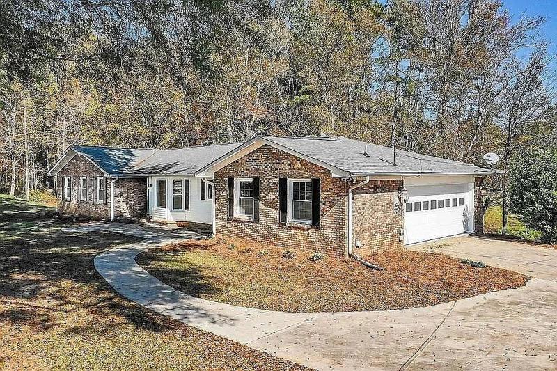 Image for property 574 Oak Grove Road, Temple, GA 30179