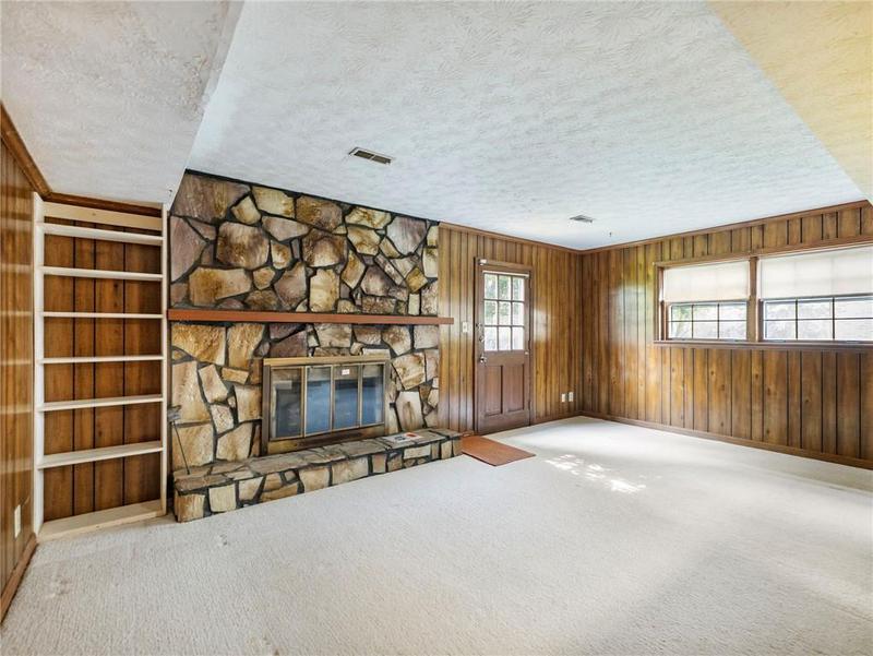 Image for property 260 Murphy Avenue, Lawrenceville, GA 30044