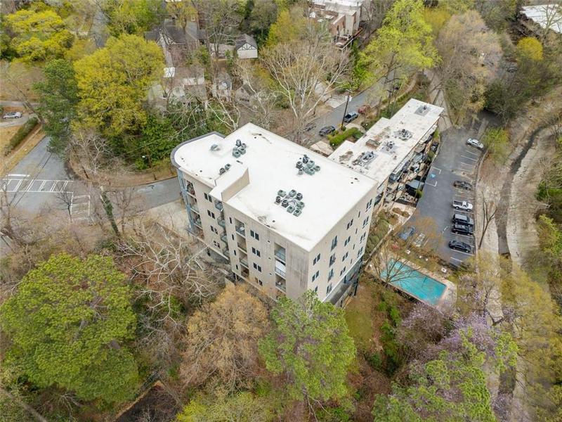 Image for property 140 ALDEN Avenue 201, Atlanta, GA 30309