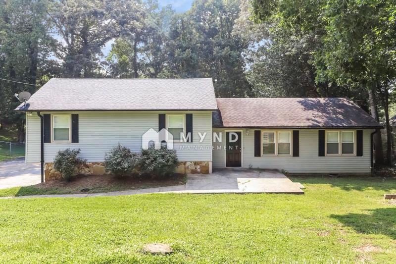 Image for property 5243 Valleyview Drive, Acworth, GA 30102