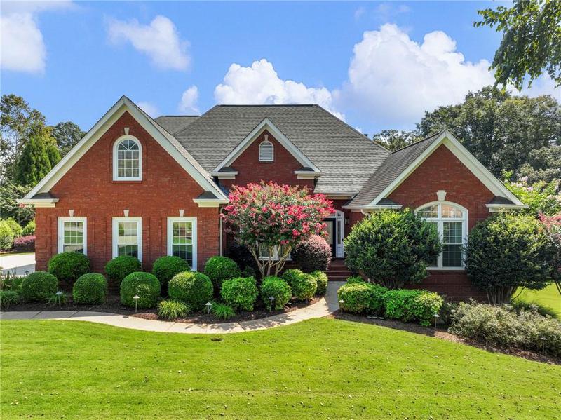 Image for property 5757 Chateau Glen Drive, Hoschton, GA 30548