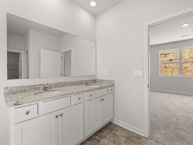 Image for property 107 Landsdowne Way, Cartersville, GA 30120