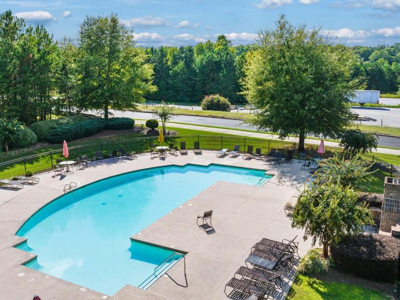 Image for property 107 Landsdowne Way, Cartersville, GA 30120