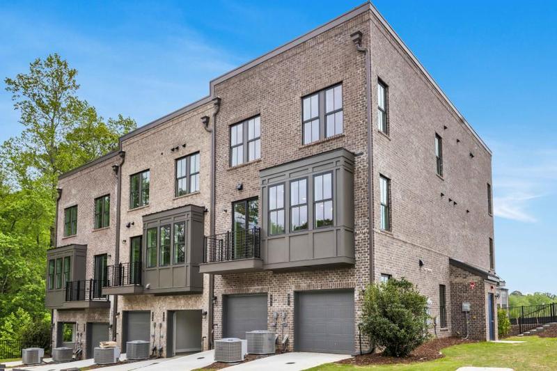 Image for property 923 Echo Park Drive, Suwanee, GA 30024