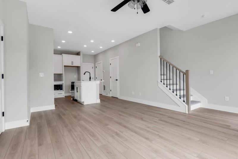 Image for property 923 Echo Park Drive, Suwanee, GA 30024
