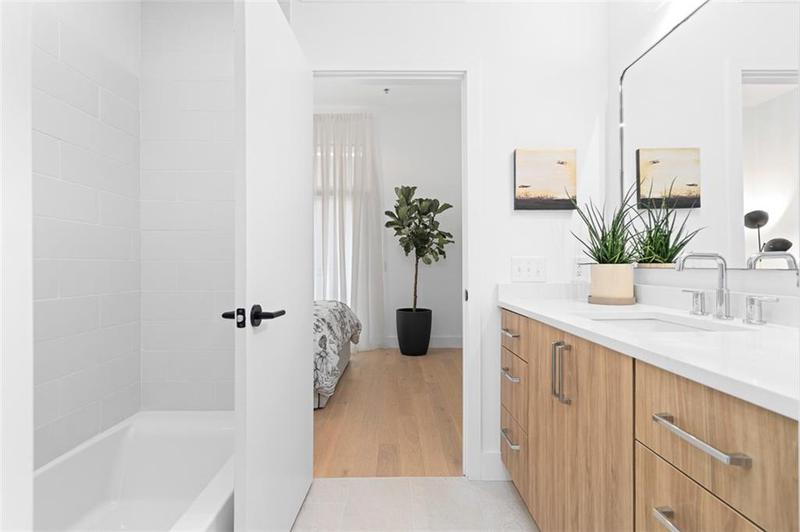 Image for property 567 Ponce De Leon Avenue 404, Atlanta, GA 30308