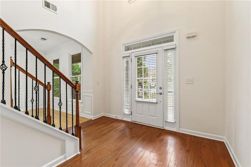 Image for property 5390 Vickery Circle, Cumming, GA 30040