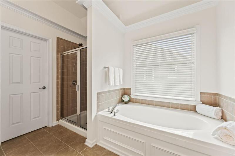 Image for property 5390 Vickery Circle, Cumming, GA 30040