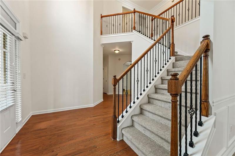 Image for property 5390 Vickery Circle, Cumming, GA 30040