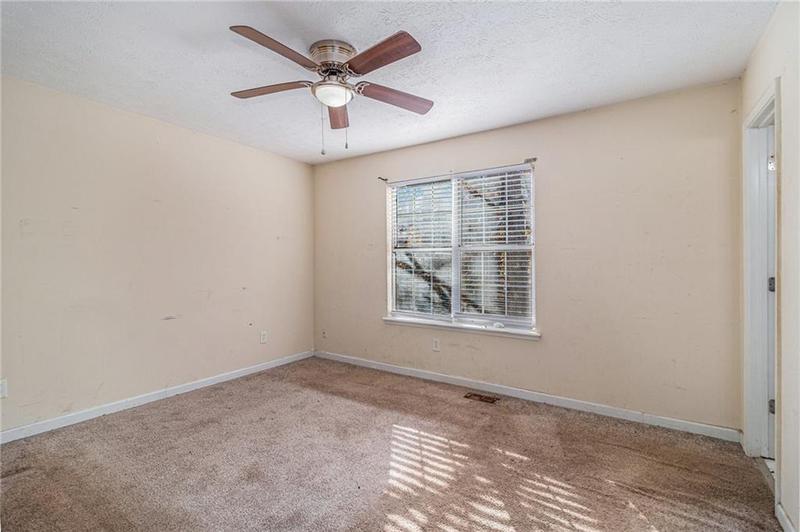 Image for property 2326 Chestnut Log Drive, Lithia Springs, GA 30122