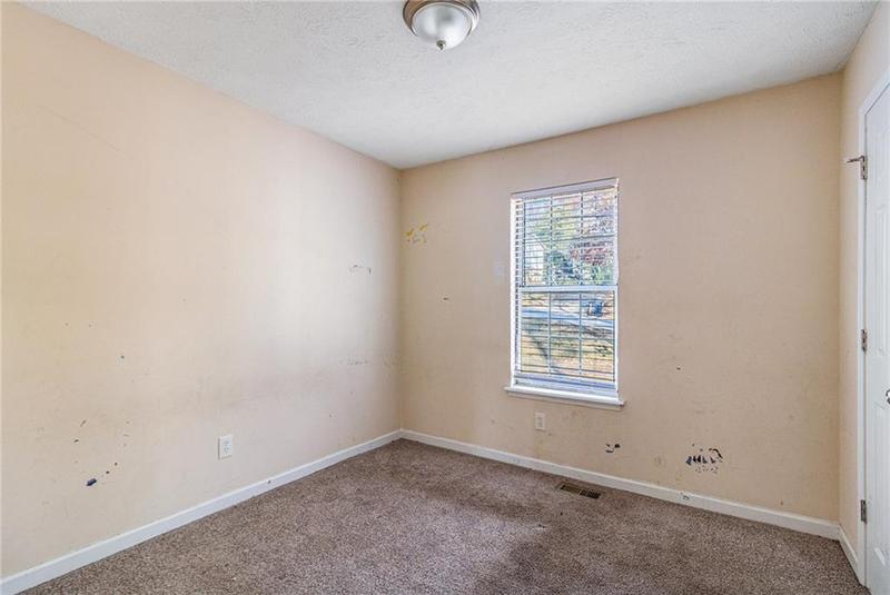 Image for property 2326 Chestnut Log Drive, Lithia Springs, GA 30122