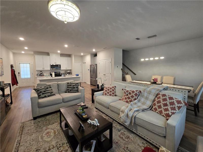 Image for property 1702 Villageside Court, Lawrenceville, GA 30043