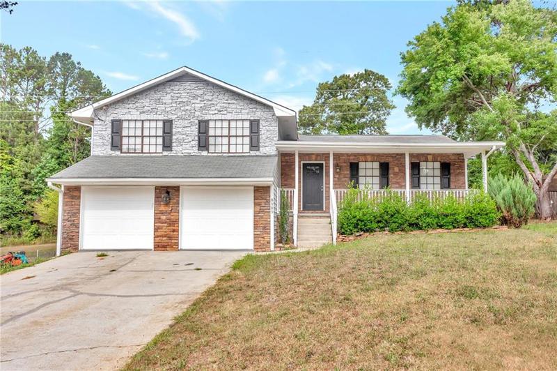 Image for property 8989 Teal Lane, Jonesboro, GA 30236