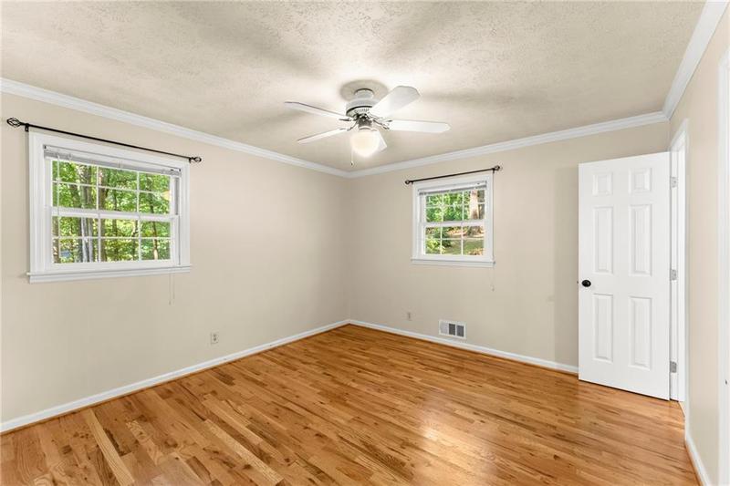 Image for property 8915 Bridgeview Circle, Gainesville, GA 30506