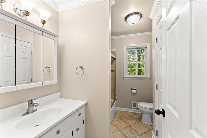 Image for property 8915 Bridgeview Circle, Gainesville, GA 30506