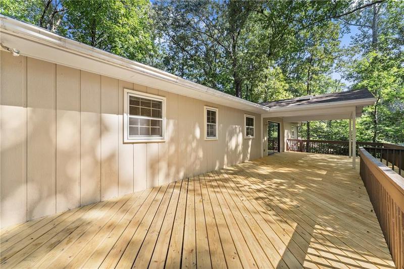 Image for property 8915 Bridgeview Circle, Gainesville, GA 30506
