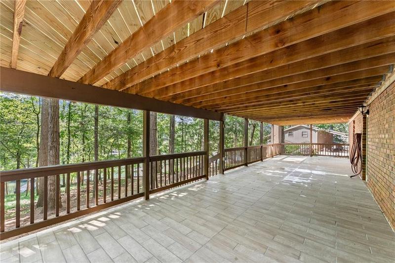 Image for property 8915 Bridgeview Circle, Gainesville, GA 30506