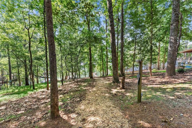 Image for property 8915 Bridgeview Circle, Gainesville, GA 30506