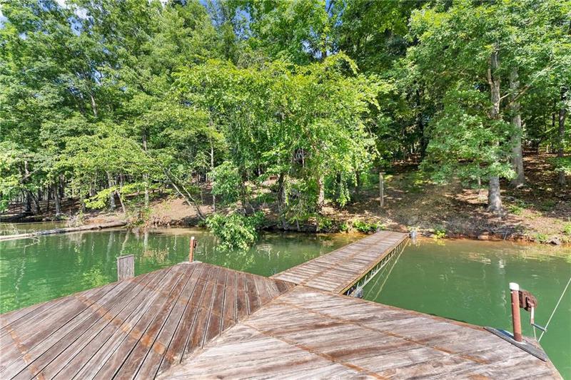 Image for property 8915 Bridgeview Circle, Gainesville, GA 30506