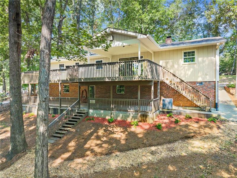 Image for property 8915 Bridgeview Circle, Gainesville, GA 30506
