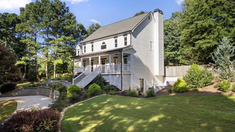 Image for property 6002 Catamaran Court, Flowery Branch, GA 30542