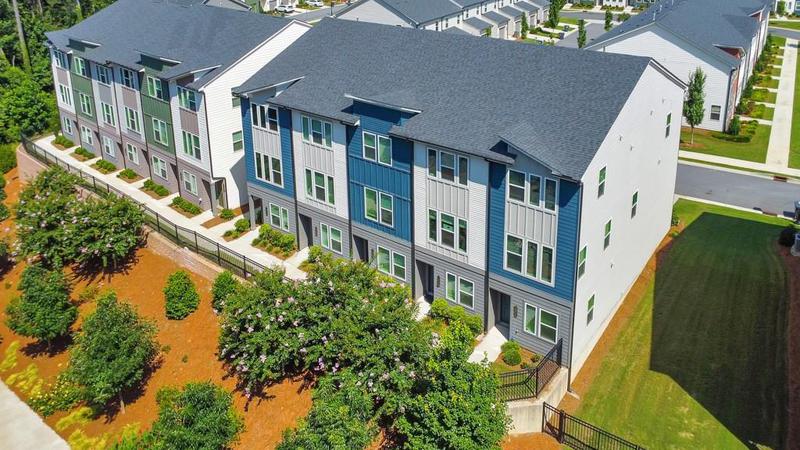 Image for property 1519 Layton Lane, Atlanta, GA 30318