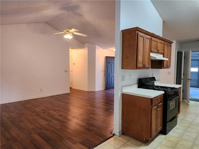 Image for property 835 Amelia Grove Lane, Lawrenceville, GA 30045