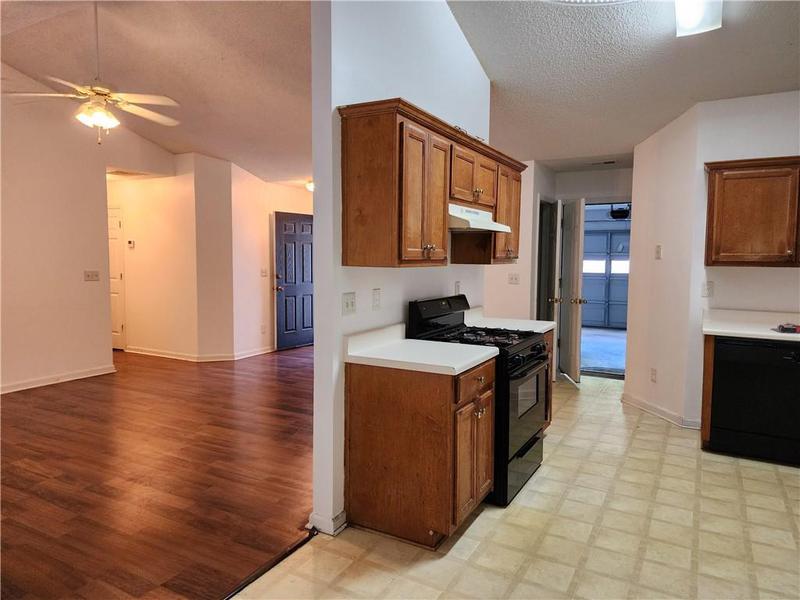 Image for property 835 Amelia Grove Lane, Lawrenceville, GA 30045