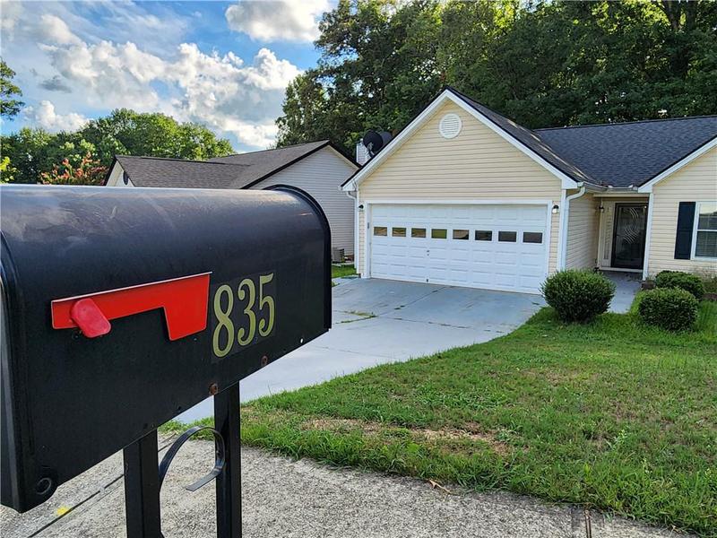 Image for property 835 Amelia Grove Lane, Lawrenceville, GA 30045