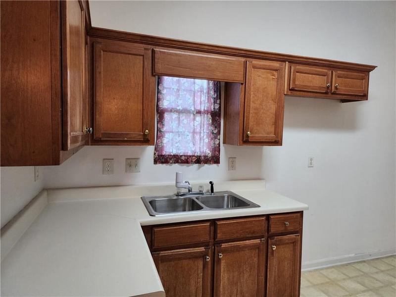 Image for property 835 Amelia Grove Lane, Lawrenceville, GA 30045