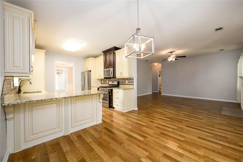 Image for property 3835 Green Ridge Court, Gainesville, GA 30507