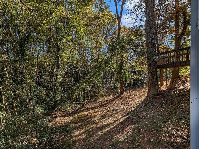 Image for property 2887 Rockcliff Road, Atlanta, GA 30316