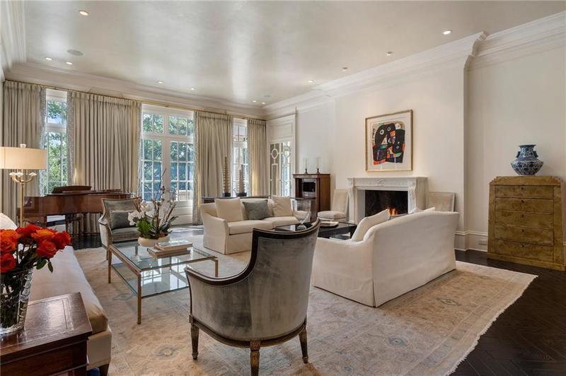 Image for property 3560 Ridgewood Road, Atlanta, GA 30327