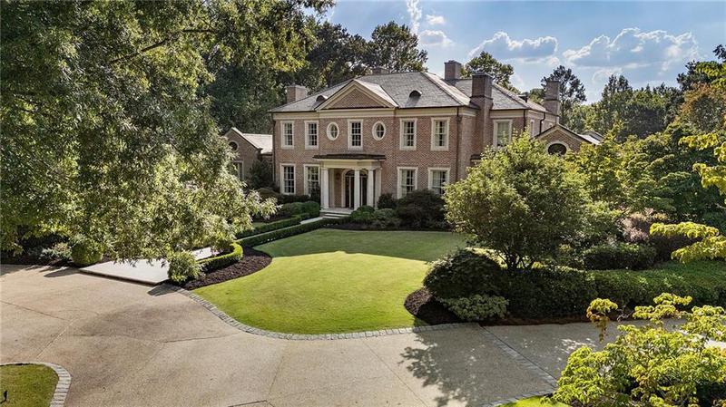 Image for property 3560 Ridgewood Road, Atlanta, GA 30327