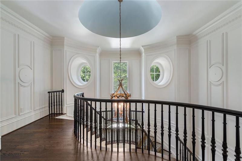 Image for property 3560 Ridgewood Road, Atlanta, GA 30327