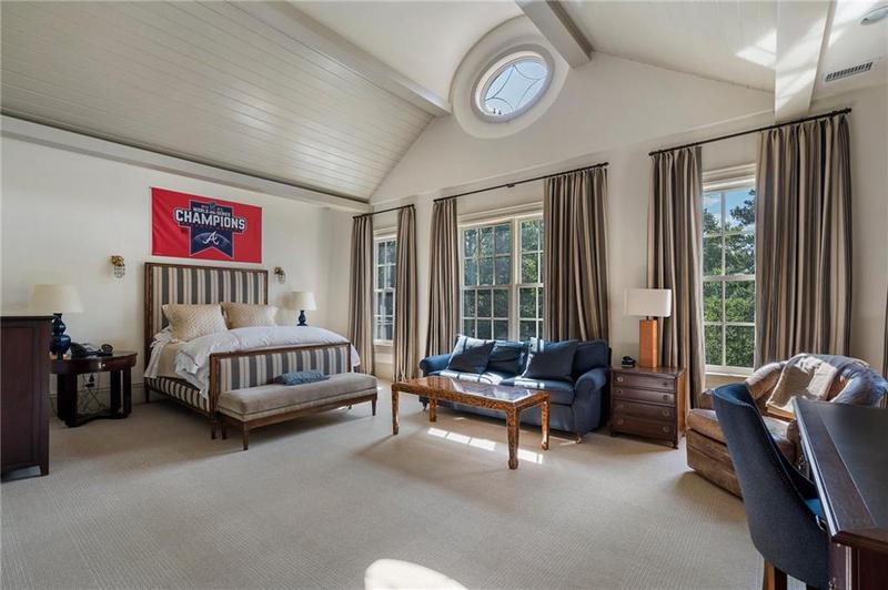 Image for property 3560 Ridgewood Road, Atlanta, GA 30327