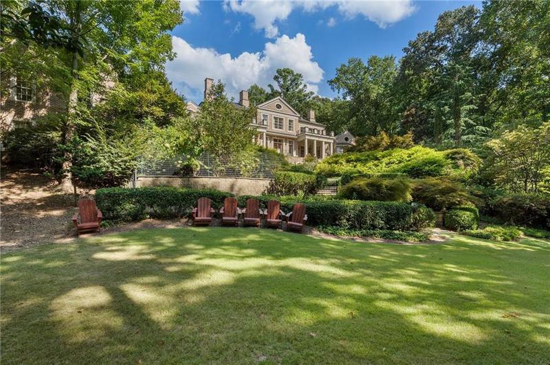Image for property 3560 Ridgewood Road, Atlanta, GA 30327