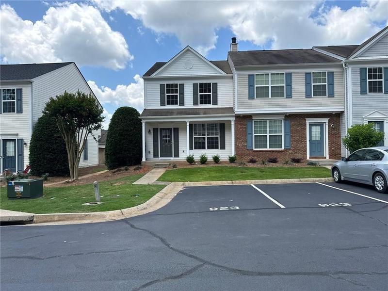 Image for property 923 Prestwyck Court, Alpharetta, GA 30004